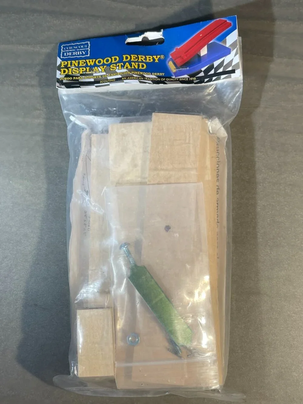 Cub Scout Pinewood Derby Car Display Stand, U-Assemble, NIP (2132)